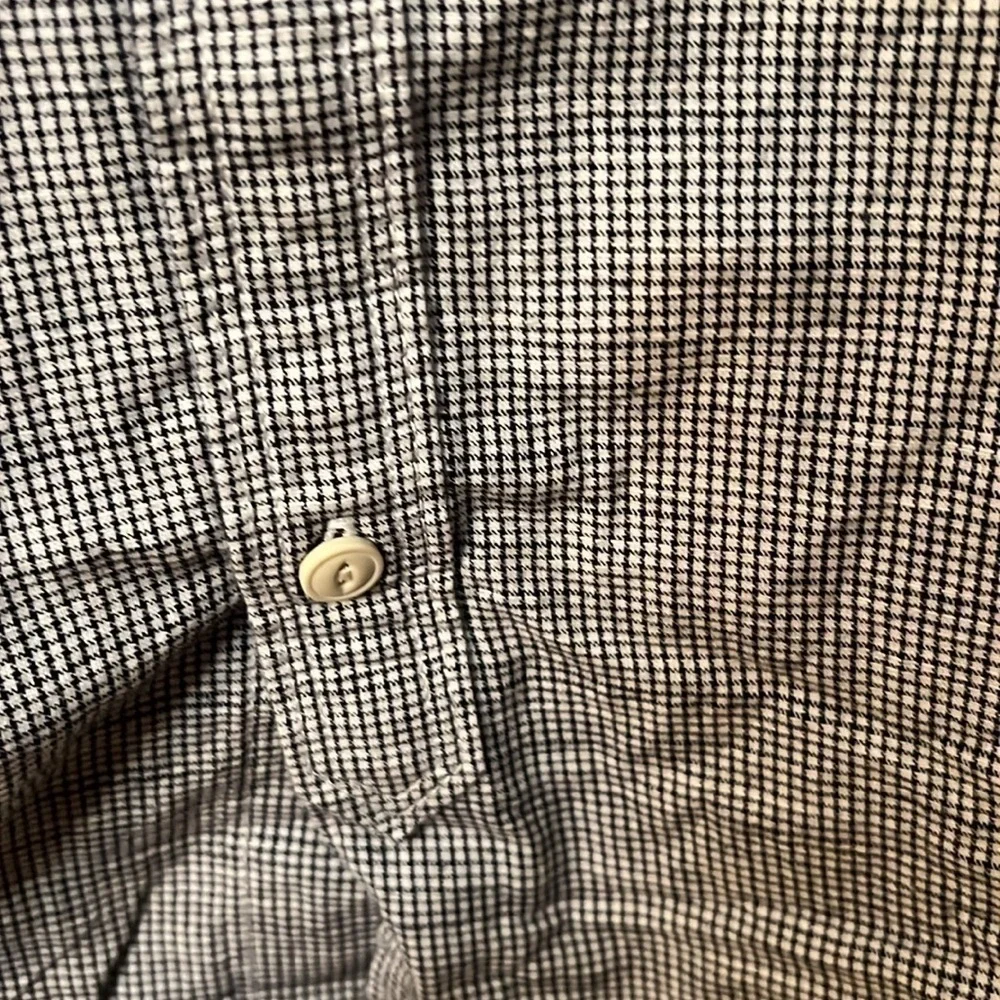 Gap shirt bottom down size 10 boys